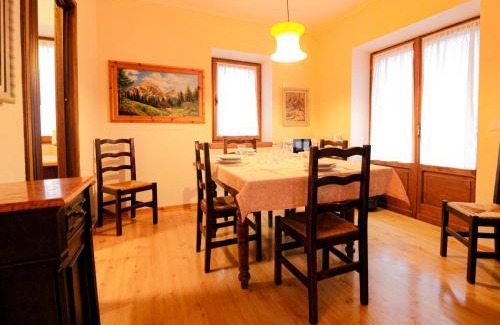 Auronzo di Cadore Apartamento | Casa Dolomia - Pieno centro e a due passi dal lago