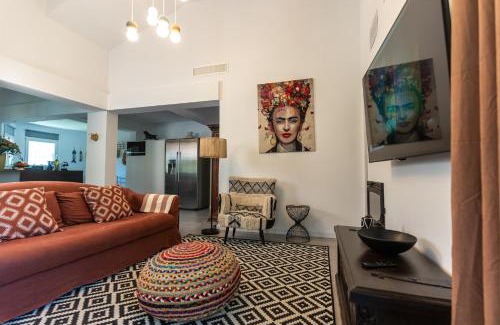 Denia Chalet De Esquí | Casa Dona