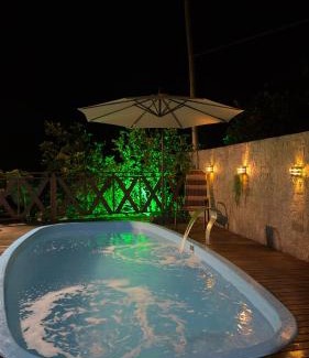 Piratuba Casa | Casa dos Gerânios com Piscina - 4 Quartos climatizados, espaçosa ideal para encontro de grupos e familiares, próximo do Parque Termal!