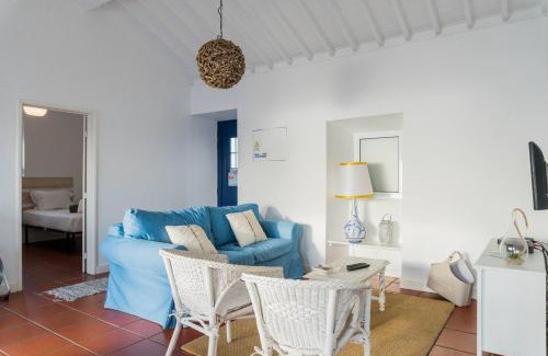 Ponta Delgada Villa | Casa dos Mosteiros 1740/AL