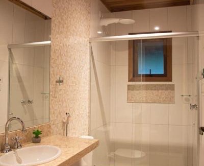Visconde de Maua Casa | Casa dos Pinheiros