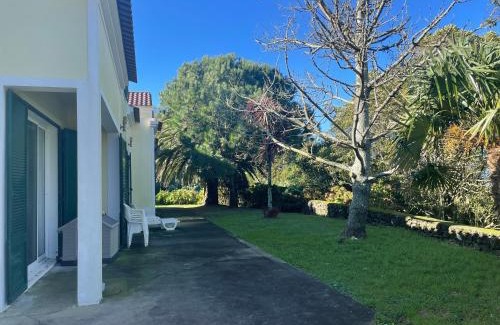 Ribeira Grande Casa | Casa dos Plátanos quarto branco