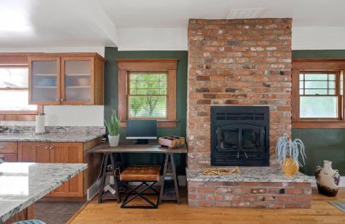West University Casa | Casa Duende, Walk to UofA, Pool