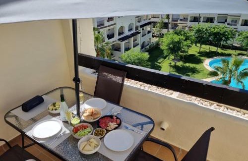 San Luis de Sabinillas Apartamento | Casa Duquesa with pool views close to Port