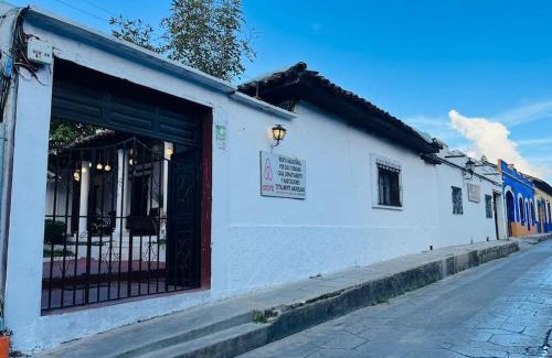 Barrio de La Merced Cama Y Desayuno | Casa en el centro de San Cristóbal