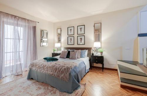 Lucca Historical Center Apartamento | CASA EDA, Modern Contemporary Central Apartment inside the Walls of Lucca