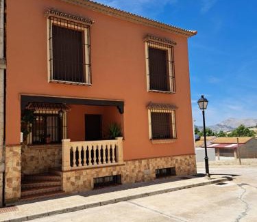 La Joya Casa | Casa El Albero (Torcal-Caminito del Rey)