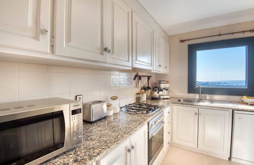 Calonge Chalet De Esquí | Casa El Mirador: Villa en la parte alta de Cabanyes con magnífica vista al mar