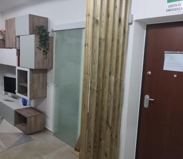 Rozzano Apartamento | Casa ElaBon - Rozzano Vicino Humanitas, IEO, Forum Assago, Duomo