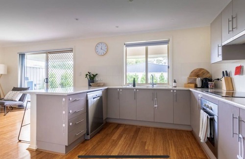 Port Willunga Casa | Casa Elder - Great for families and friends - 12 minutes walk to the beach.