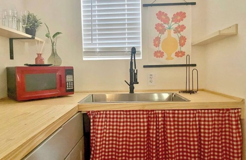 Blackshear-Prospect Hill Casa | Casa Eleven . Super Location. Walkability