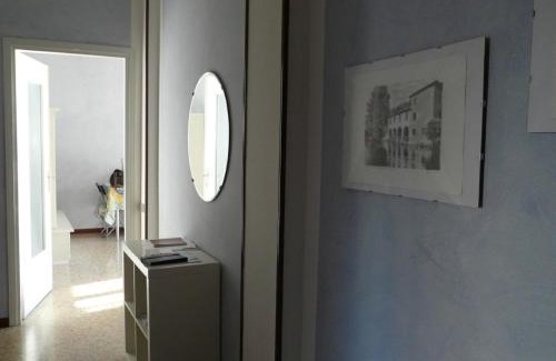 Intra Apartamento | CASA ELISA Ottima posizione e parcheggio gratuito