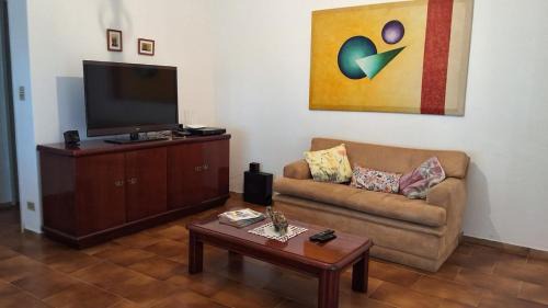 Aguas de Lindoia Casa | Casa em Aguas de Lindoia - Próxima ao balneário e da praça principal