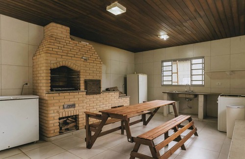 Sao Paulo Casa | Piscina, churrasqueira e amplo quintal em Embu