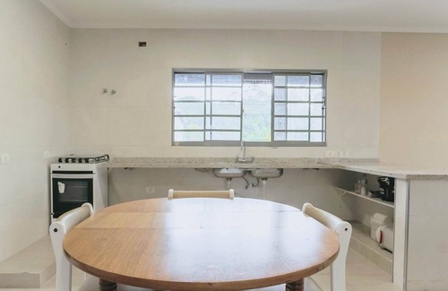 Sao Paulo Casa | Piscina, churrasqueira e amplo quintal em Embu