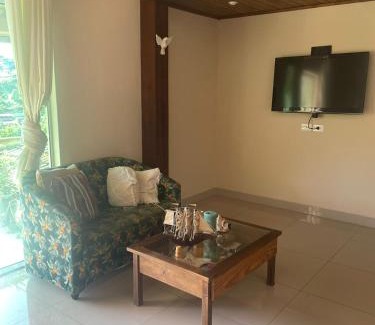 Tesouro da Colina Casa | Casa em Ilhabela