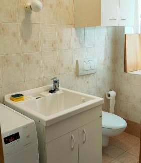 Mezzana Casa | CASA EMMA