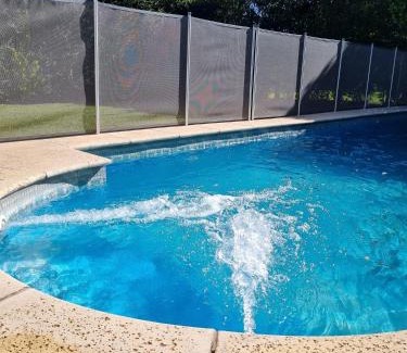 Monte Grande Casa | Casa en barrio cerrado con seguridad 24 horas con piscina