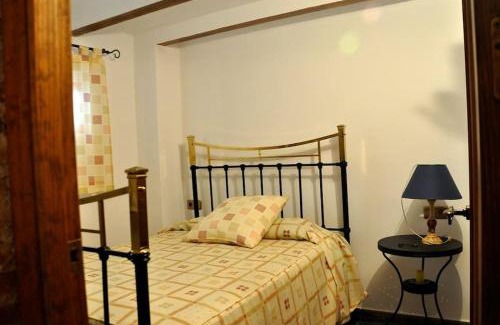 Huerta de Arriba Casa | Casa en Blanca Murcia, en el centro. C/Teatro, 5
