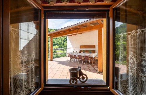 Caso Chalet De Esquí | Casa en Campo de Caso
