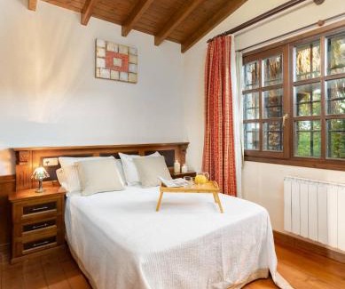 Naves Casa | Casa en la Costa con wifi, jardín y barbacoa