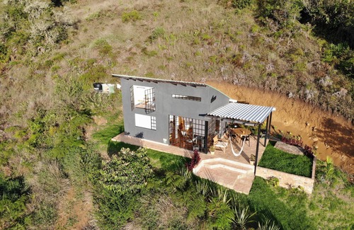 Tibirita Casa | Casa en las montañas con espectacular vista