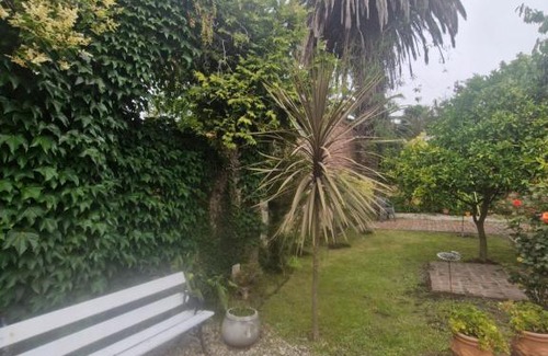 Miramar Casa | Casa en Miramar con quincho y parque