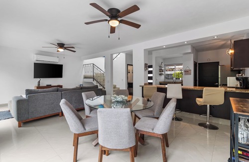 Fluvial Vallarta Casa | Casa Encanto - 3Bdr, 2.5bath w/Jacuzzi and Parking