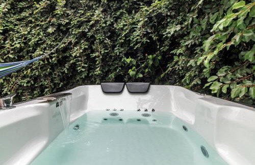 Fluvial Vallarta Casa | Casa Encanto - 3Bdr, 2.5bath w/Jacuzzi and Parking