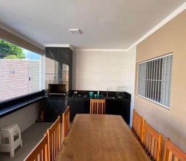 Caraguatatuba Casa | Casa entre Caragua e São Sebastião com piscina