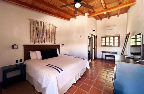 Valle de Guadalupe Cama Y Desayuno | Casa Entrevez