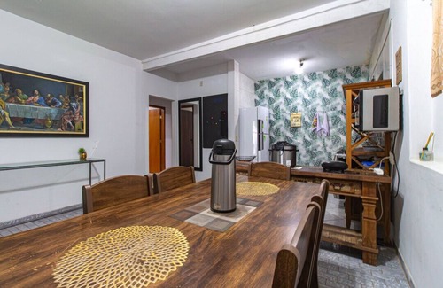 Setor Sul Casa | Casa equipada com ótima localização no Setor Sul