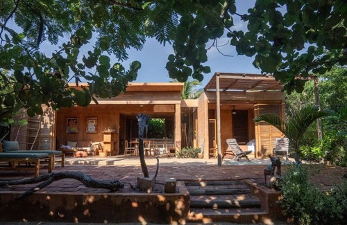 Tlachicon Casa | Casa Erizo facing the sea and surrounded by nature