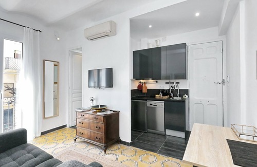 Collblanc y La Torrassa Apartamento | Casa Nanit Apt A cerca del Camp Nou