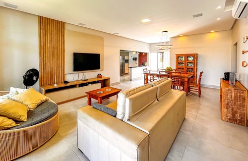 Itacimirim Casa | Casa Esmeralda - Condomínio Quintas das Lagoas - Carrinho Golf até a Praia