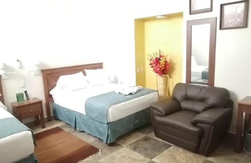 Ruta Independencia Hotel | Casa Esmeralda Hotel