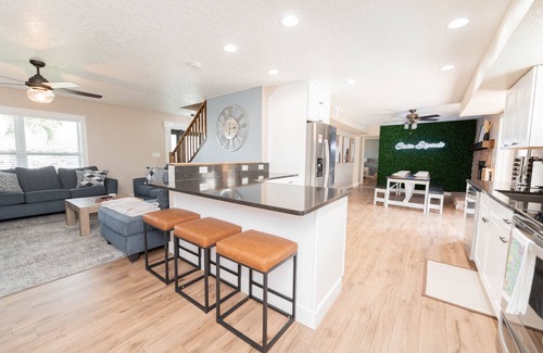 Fowlers Casa | Casa Espacio - Fun Family Pool Home w/ Hot Tub & Game Room!