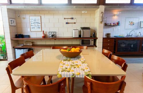 Guaeca Casa | Casa Espetacular com Jacuzzi Churrasqueira e WIFI