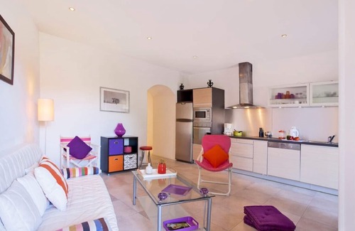 Erbalunga Apartamento | Casa Estel - Rose, apartamento en el centro de Erbalunga