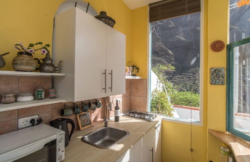 La Calera Casa | Casa Estie en la pintoresca Calera: un hermoso jardín con vistas a la montaña