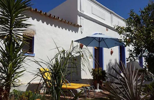 Olhao Apartamento | Casa Estrela - restored 100 year old farmhouse, magical & close to the sea...