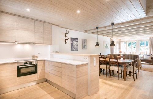 Baqueira Chalet De Esquí | Casa Eth Mur para 10p, a pie de pistas en Baqueira 1500 Val de Ruda