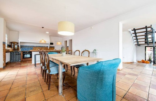 Las Rozas de Madrid Casa | Casa familiar con piscina, jacuzzi y BBQ! Ideal grupos!