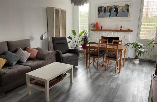 L'Eliana Cama Y Desayuno | Casa familiar en la maravillosa ciudad de L'Eliana con 3 habitaciones