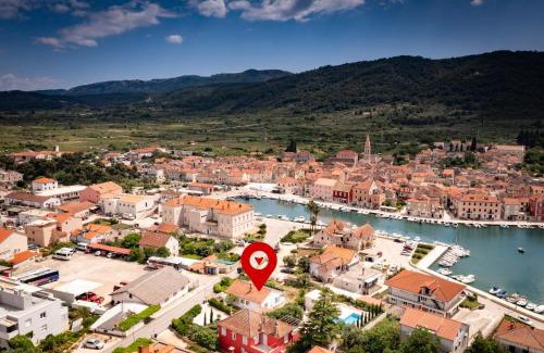 Stari Grad Casa | Casa Faria