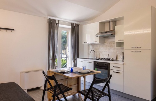 Civitanova Marche Apartamento | Casa Faubert civitanova marche, 20 mt from the sea, pets allowed.
