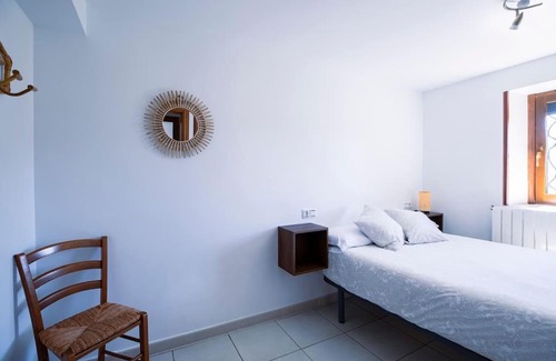 Castiello de Jaca Apartamento | Casa Feli - APARTAMENTO con JARDÍN PRIVADO en los PIRINEOS