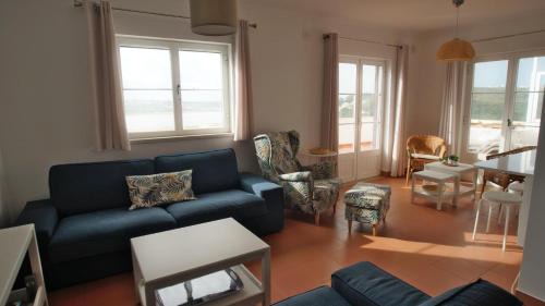 Foz do Arelho Apartamento | Casa Feliz Obidos Lagoon and sea view