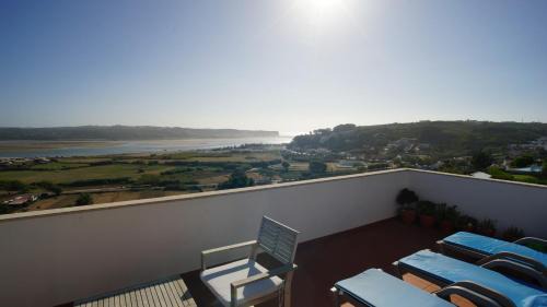 Foz do Arelho Apartamento | Casa Feliz Obidos Lagoon and sea view