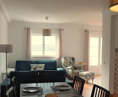 Foz do Arelho Apartamento | Casa Feliz Obidos Lagoon and sea view